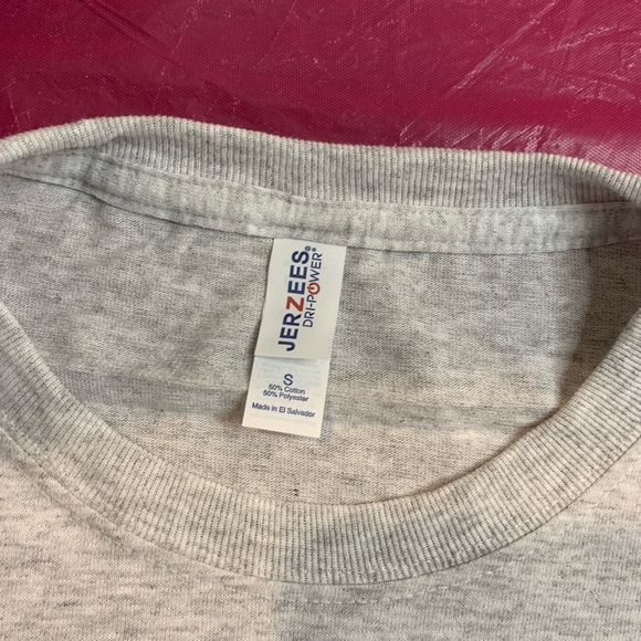 Graphic tee - Picture 2 of 3